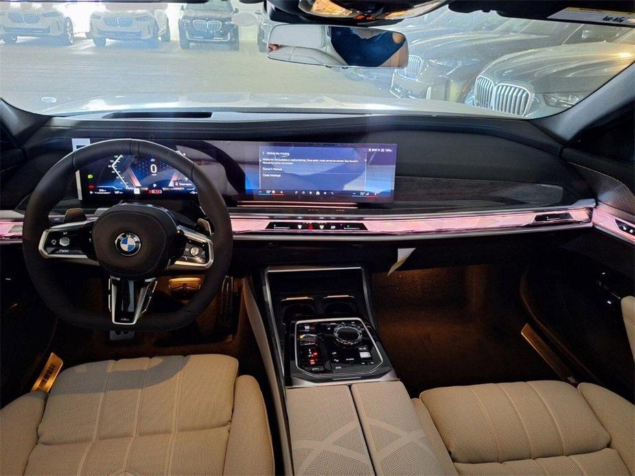 new 2024 BMW 760 car