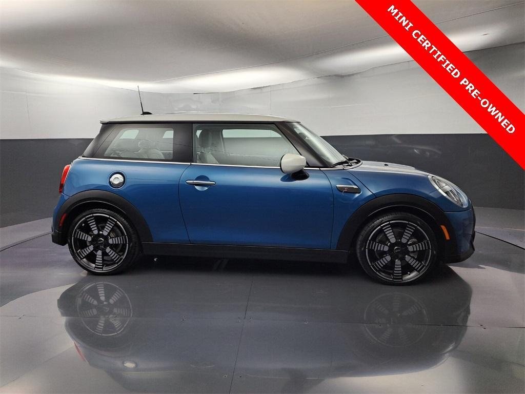 used 2023 MINI Hardtop car, priced at $29,995