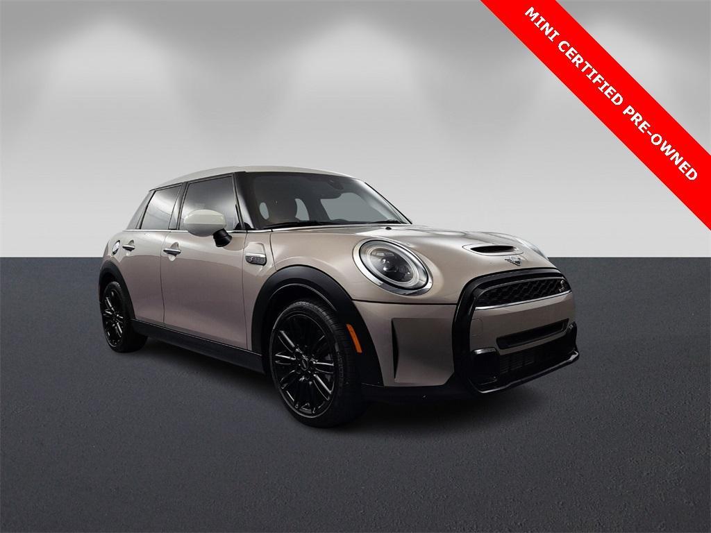 used 2024 MINI Hardtop car, priced at $29,495