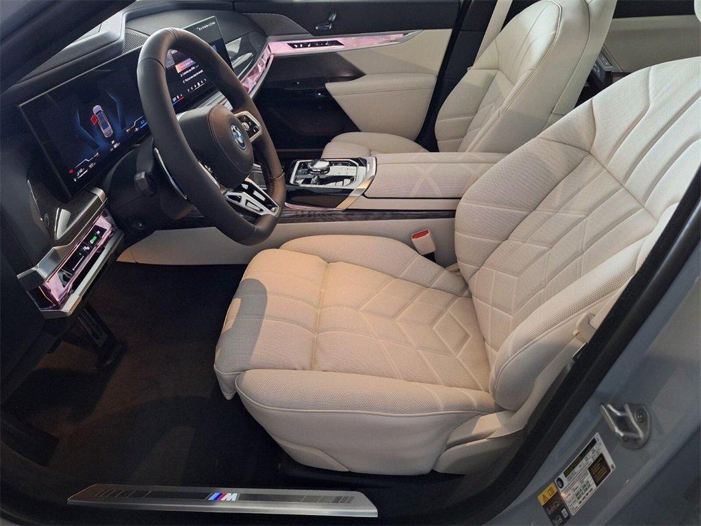 new 2025 BMW 750e car