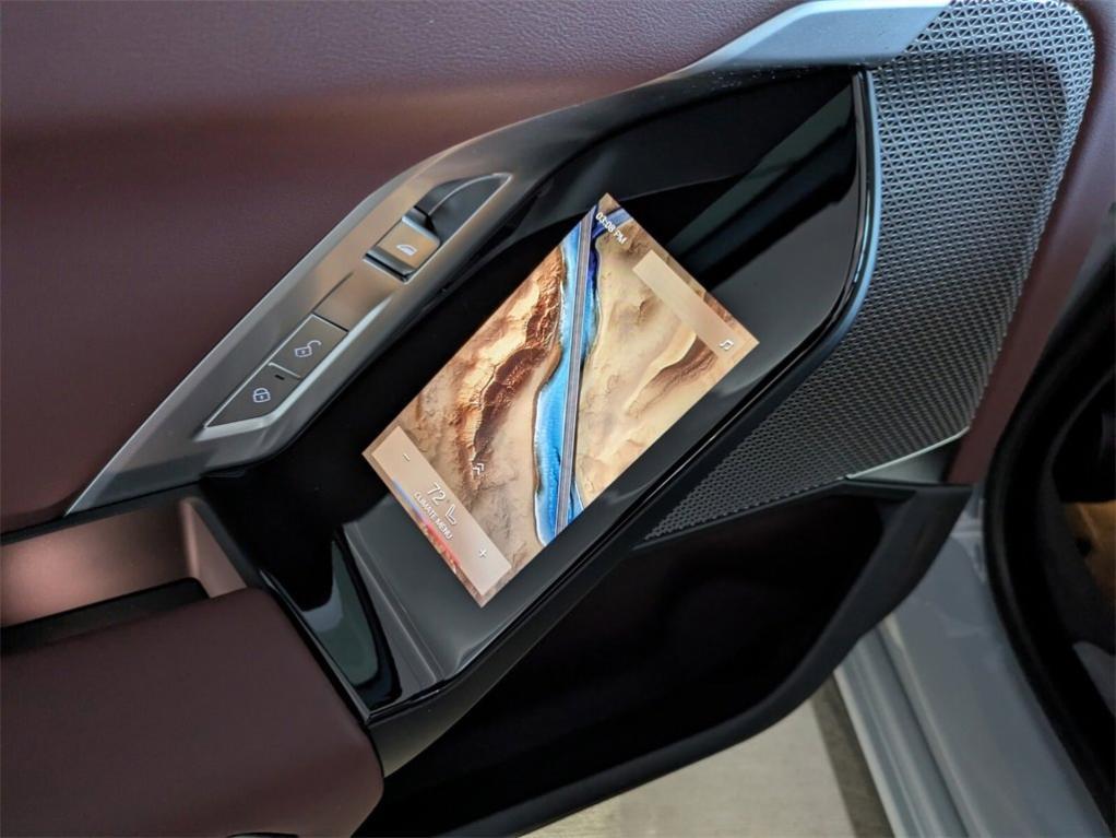 new 2025 BMW 760 car