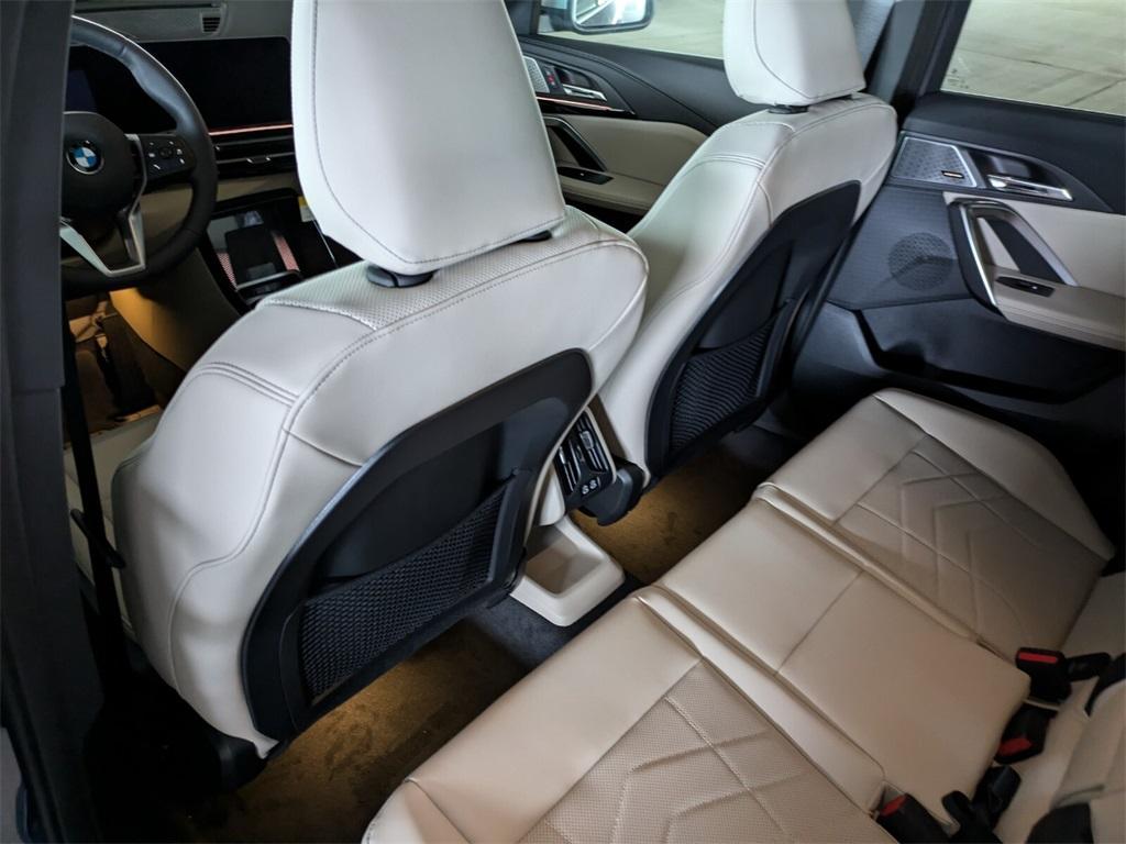 new 2025 BMW X1 car
