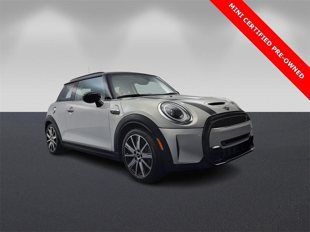 used 2023 MINI Hardtop car, priced at $27,995
