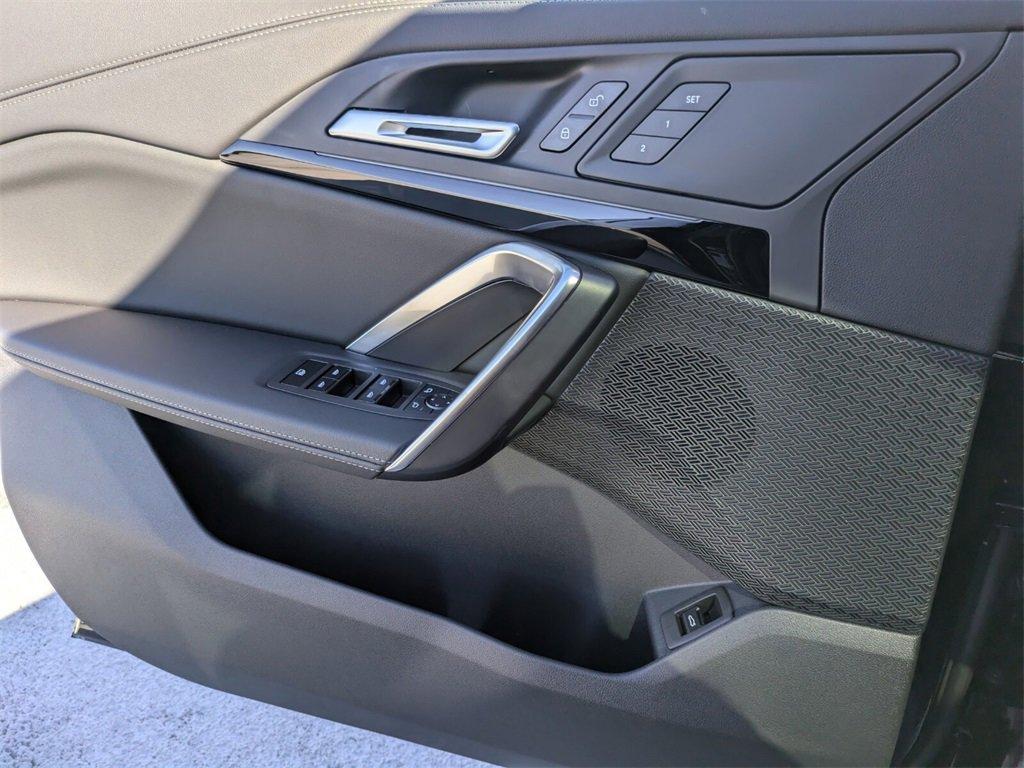 new 2025 BMW X1 car