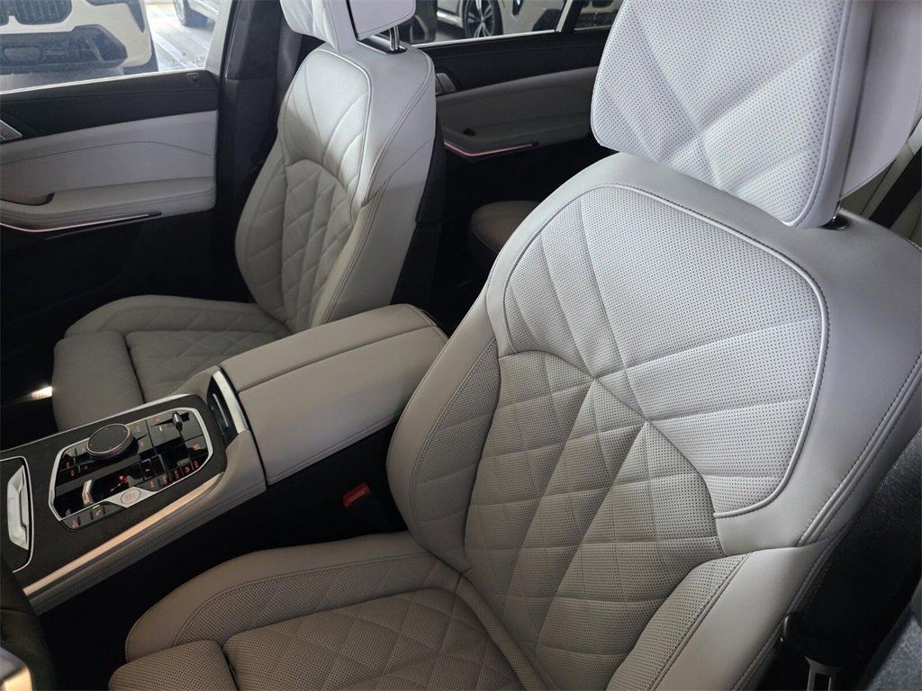 new 2026 BMW X7 car