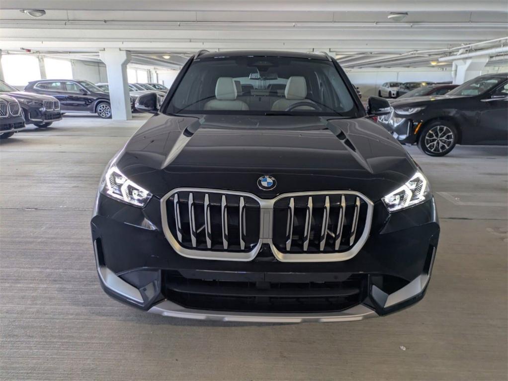 new 2025 BMW X1 car