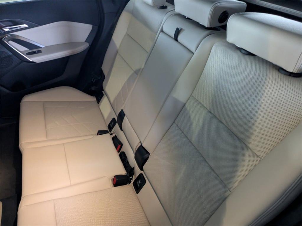 new 2025 BMW X1 car