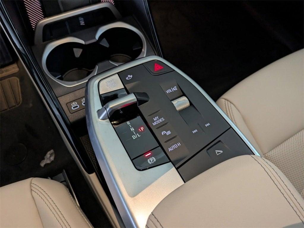 new 2025 BMW X1 car