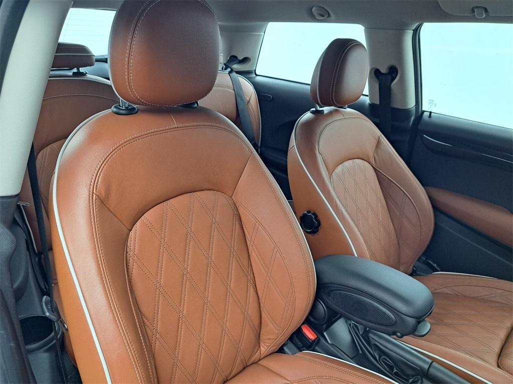 used 2020 MINI Hardtop car, priced at $18,995