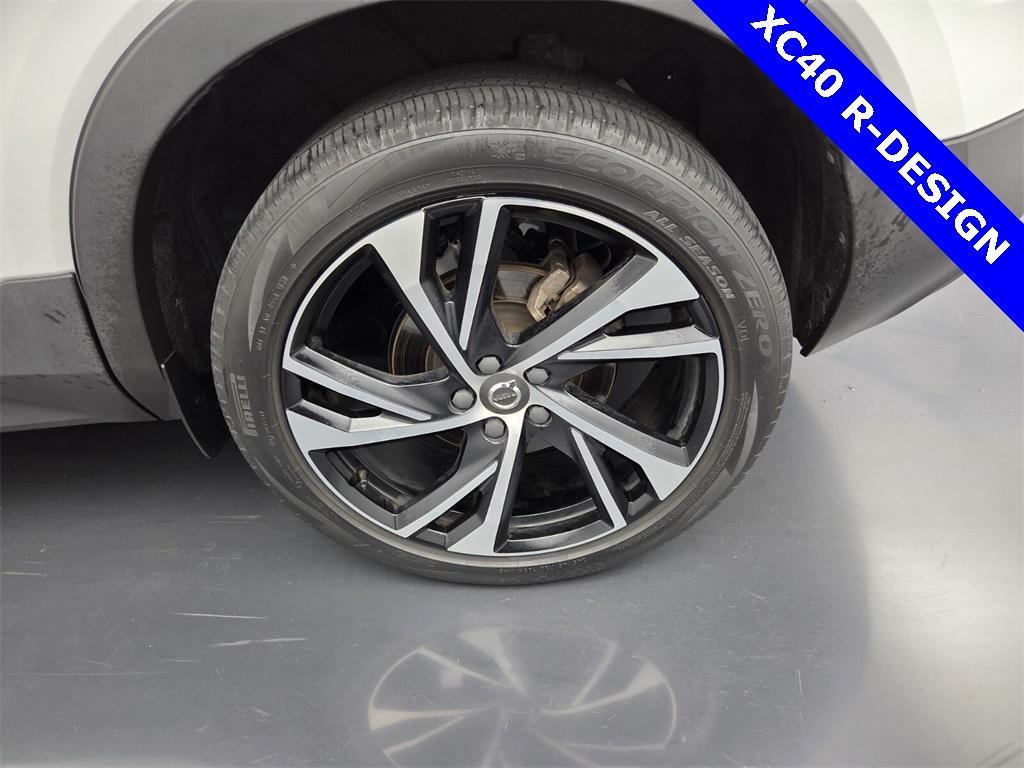 used 2022 Volvo XC40 car, priced at $29,995