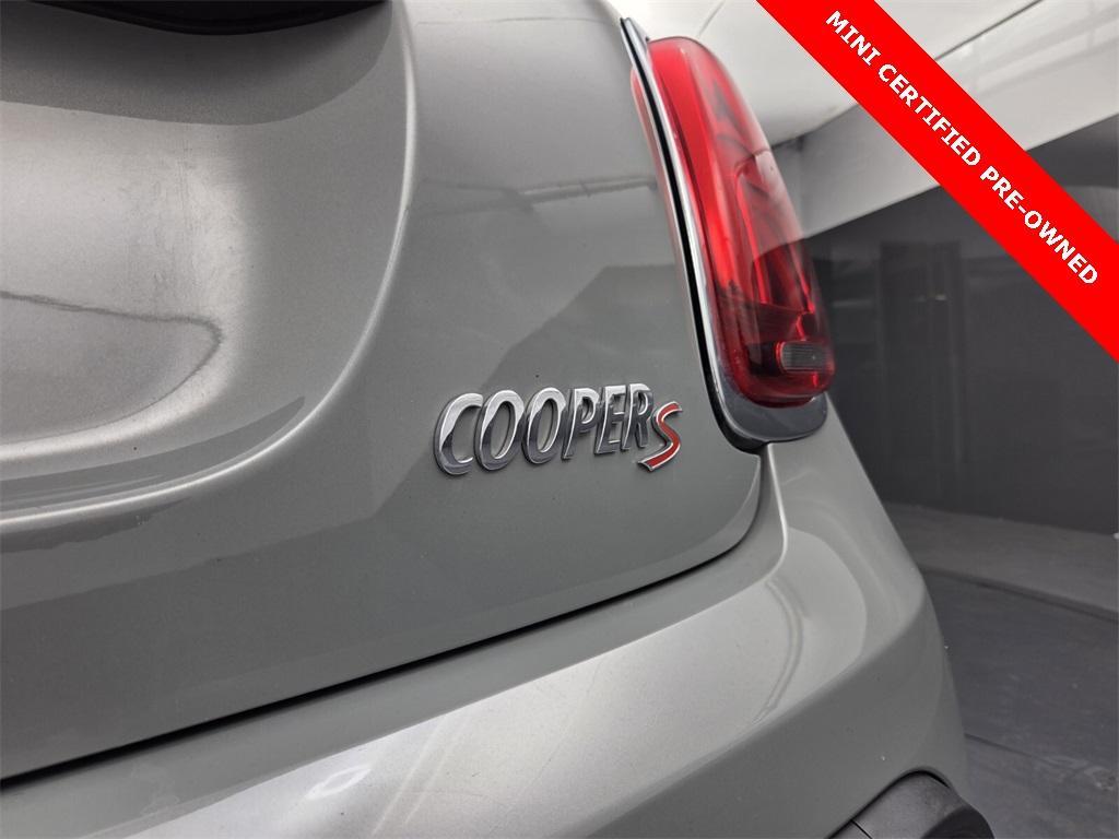 used 2022 MINI Hardtop car, priced at $25,906