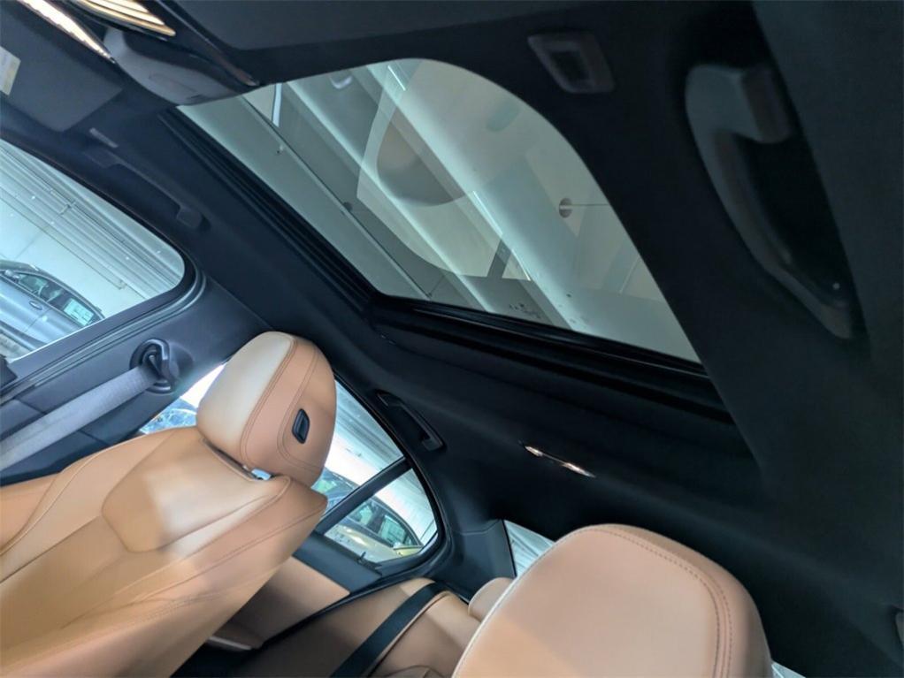 new 2025 BMW 330 car