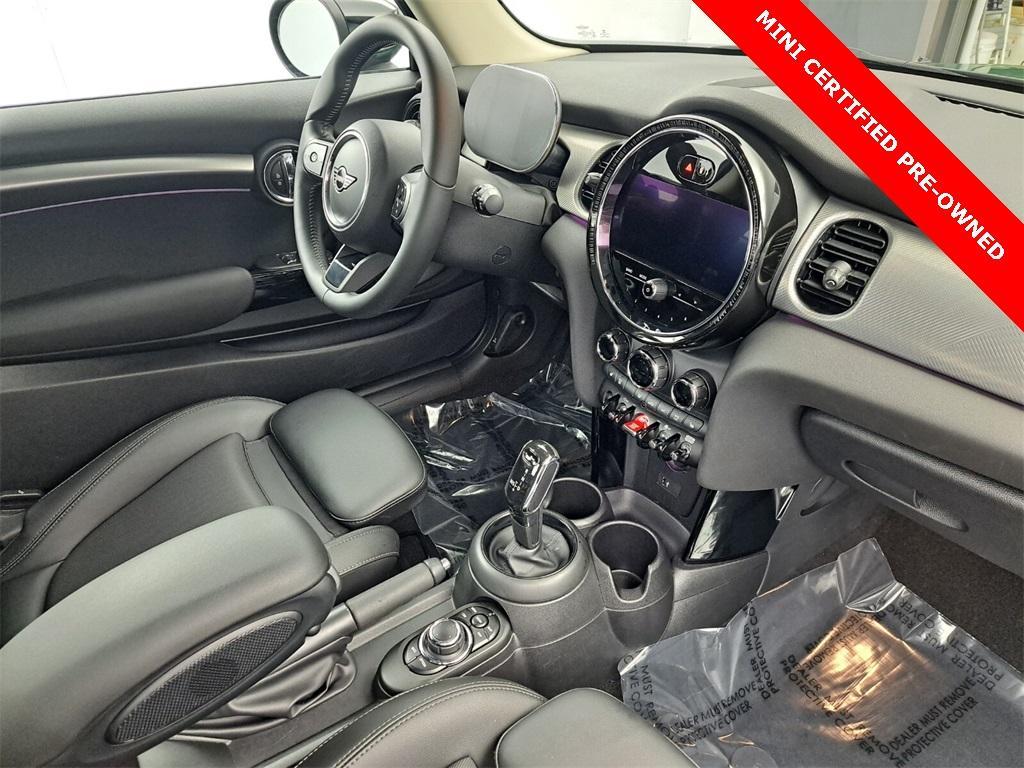 used 2022 MINI Hardtop car, priced at $27,400