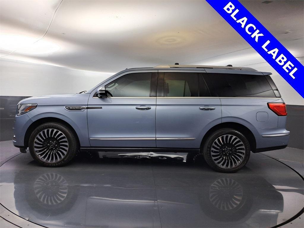 used 2019 Lincoln Navigator car, priced at $44,995