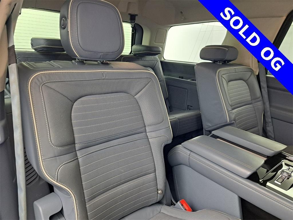 used 2019 Lincoln Navigator car, priced at $42,995