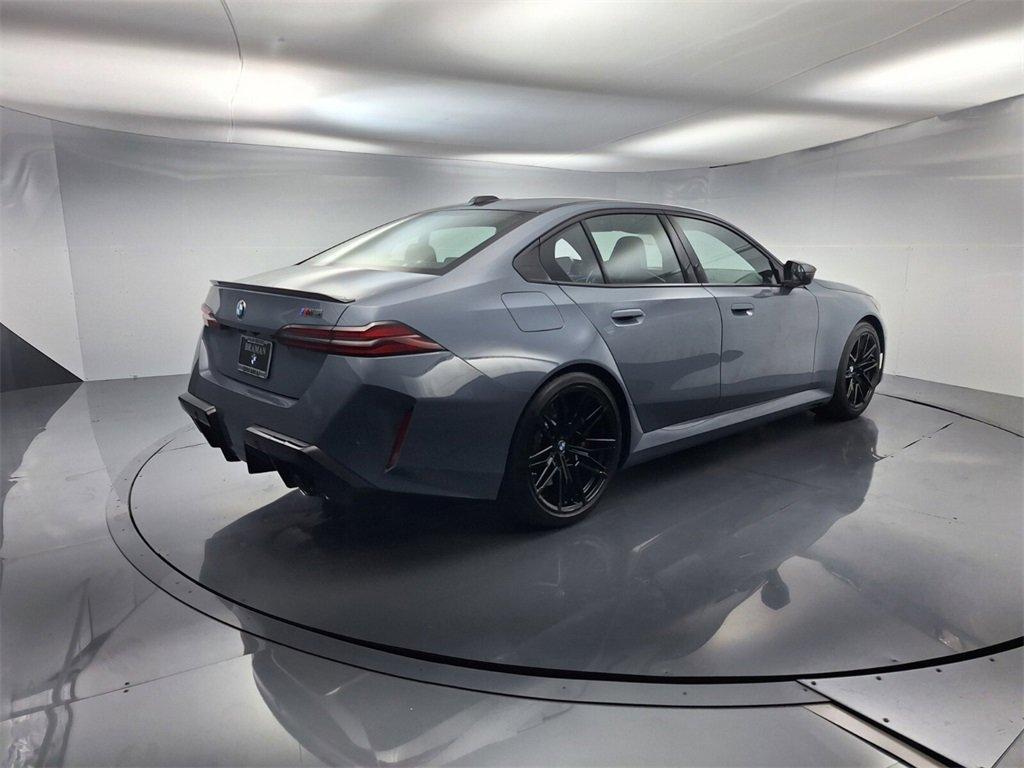new 2026 BMW M5 car