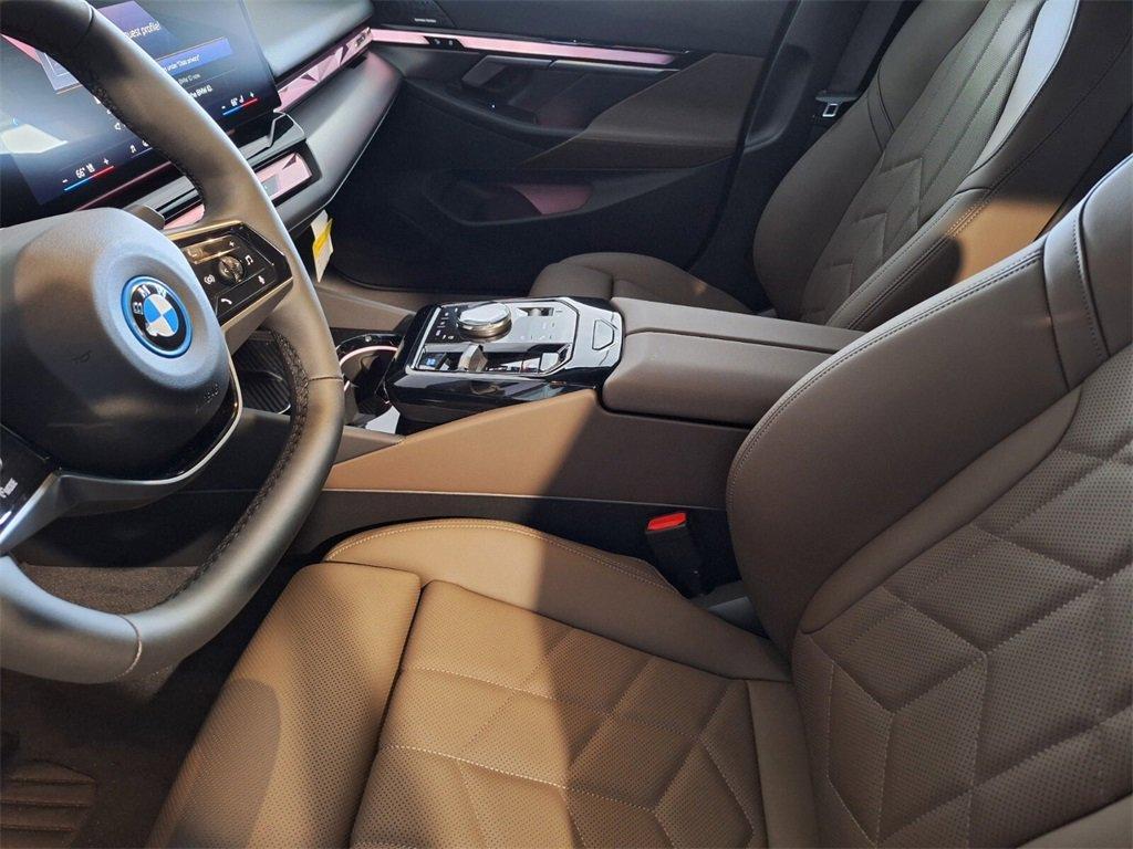 new 2025 BMW i5 car