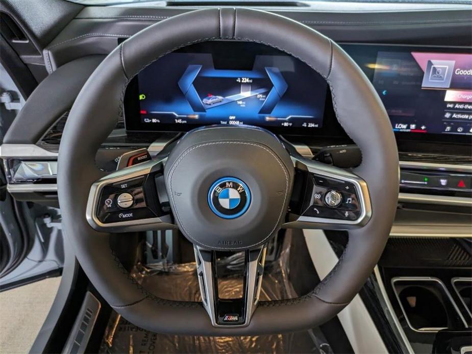 new 2024 BMW i7 car