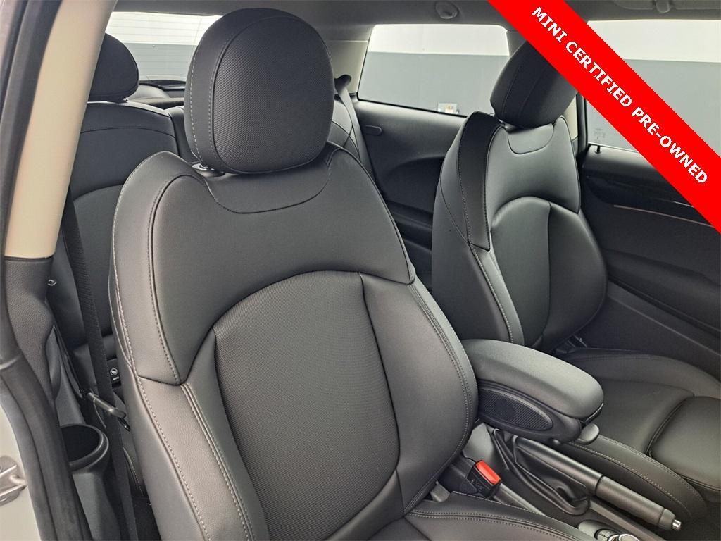 used 2022 MINI Hardtop car, priced at $25,995
