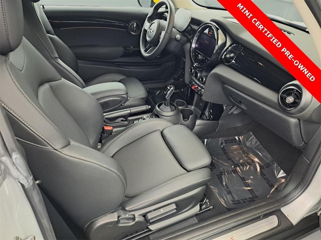 used 2022 MINI Hardtop car, priced at $25,995