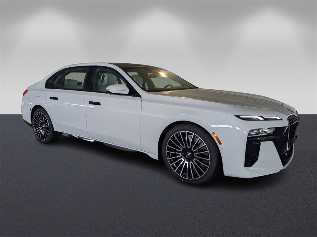 new 2025 BMW 760 car
