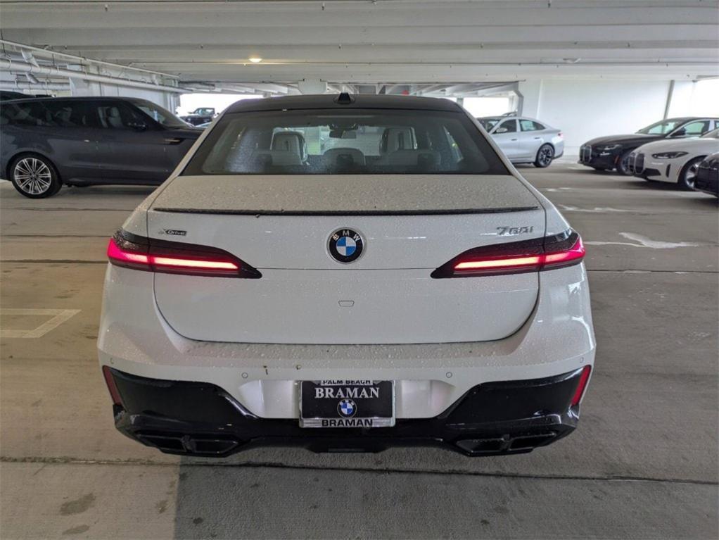 new 2025 BMW 760 car