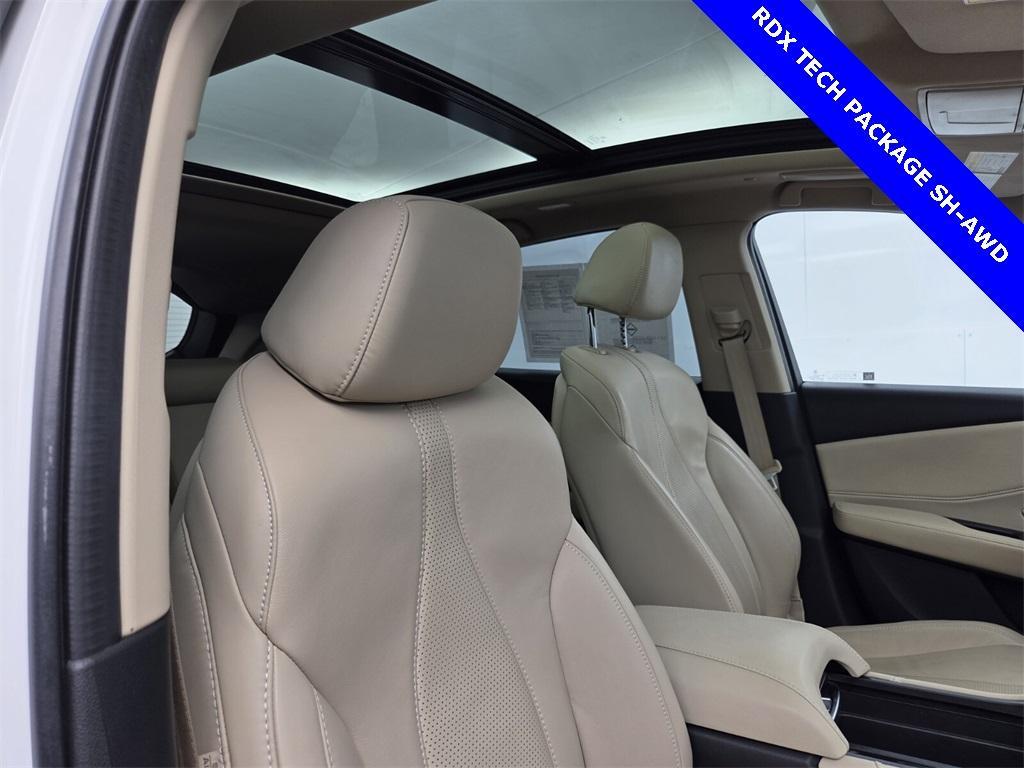 used 2021 Acura RDX car, priced at $32,995