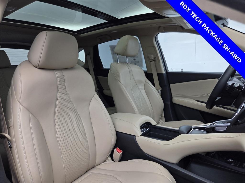 used 2021 Acura RDX car, priced at $32,995