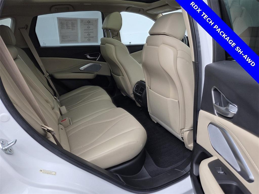 used 2021 Acura RDX car, priced at $32,995