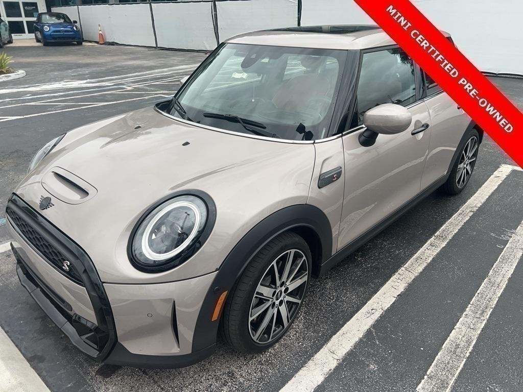 used 2024 MINI Hardtop car, priced at $29,495