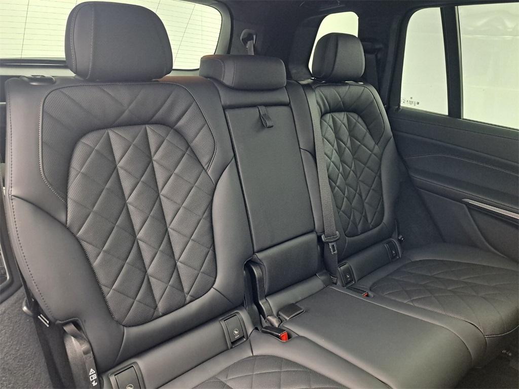 used 2023 BMW X7 car, priced at $76,995