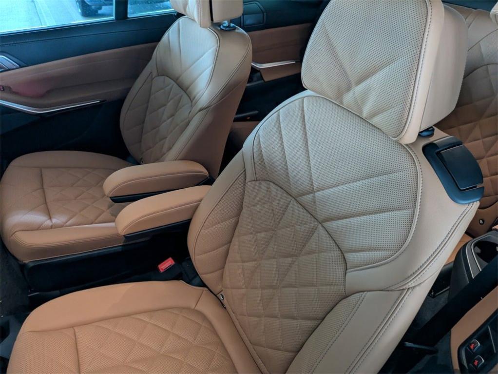 new 2026 BMW X7 car