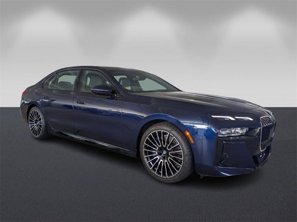 new 2025 BMW 760 car