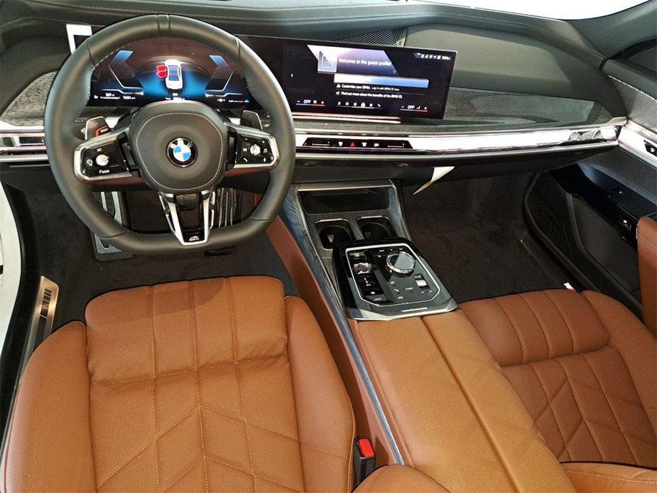 new 2024 BMW 760 car