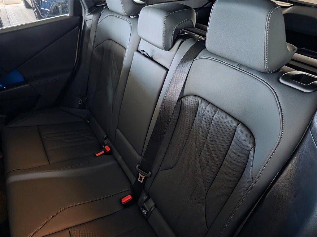 new 2025 BMW X3 car