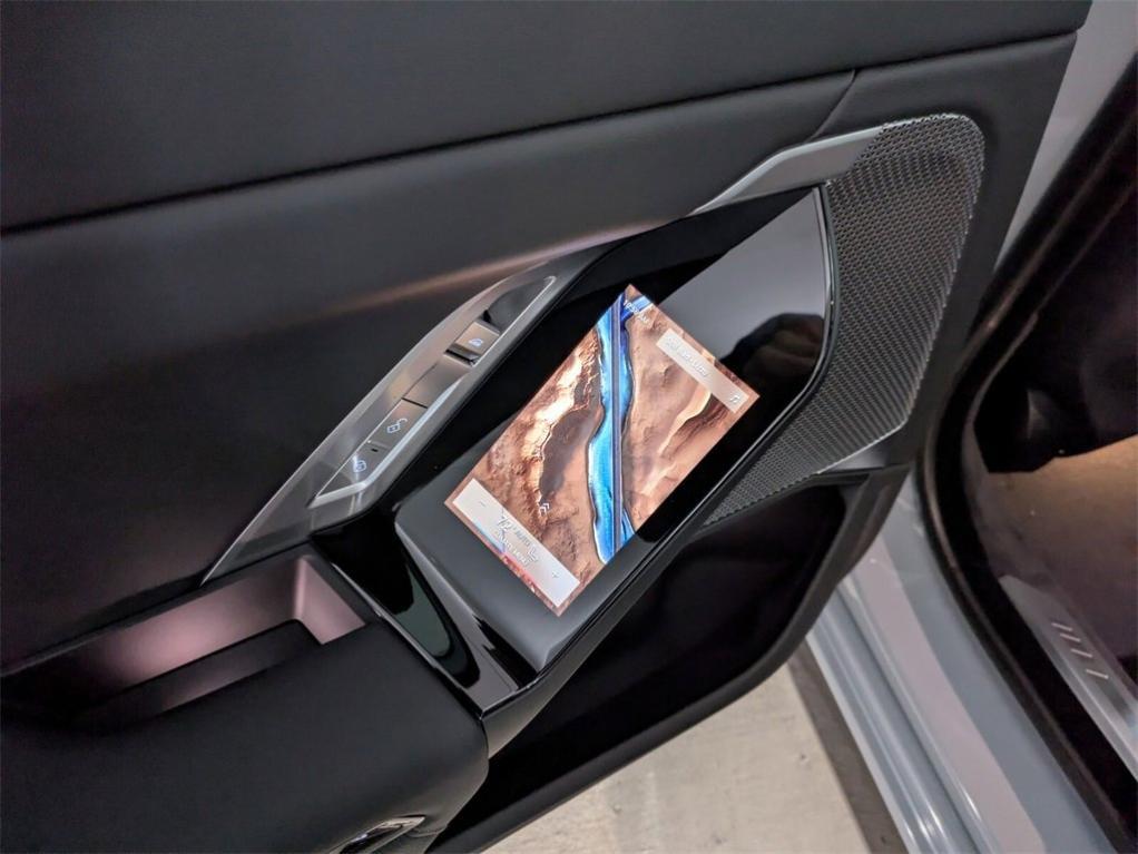 new 2025 BMW i7 car