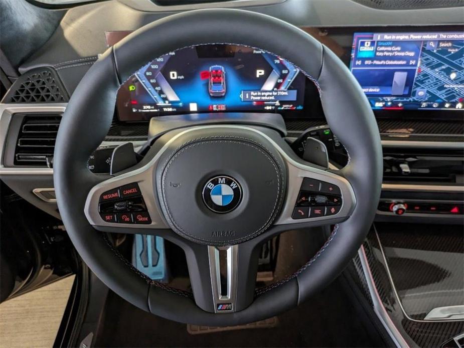 new 2025 BMW X7 car