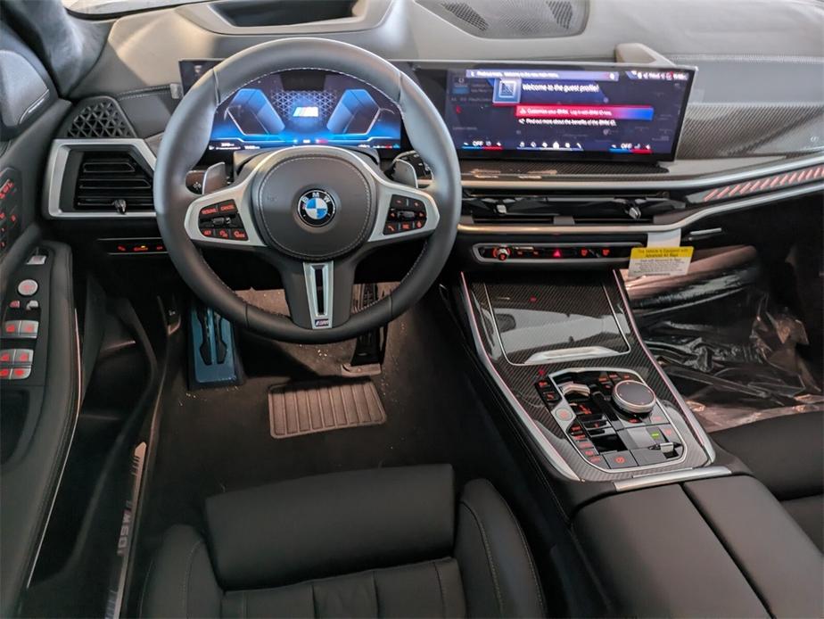 new 2025 BMW X7 car