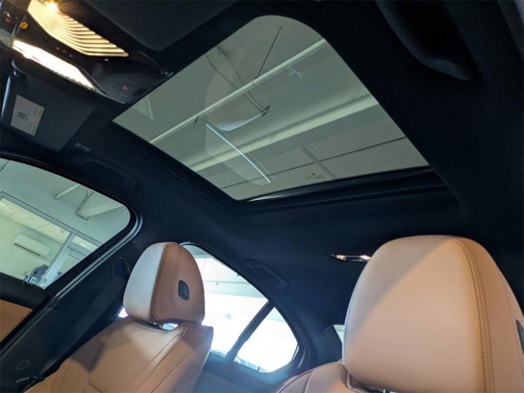 new 2025 BMW 330 car
