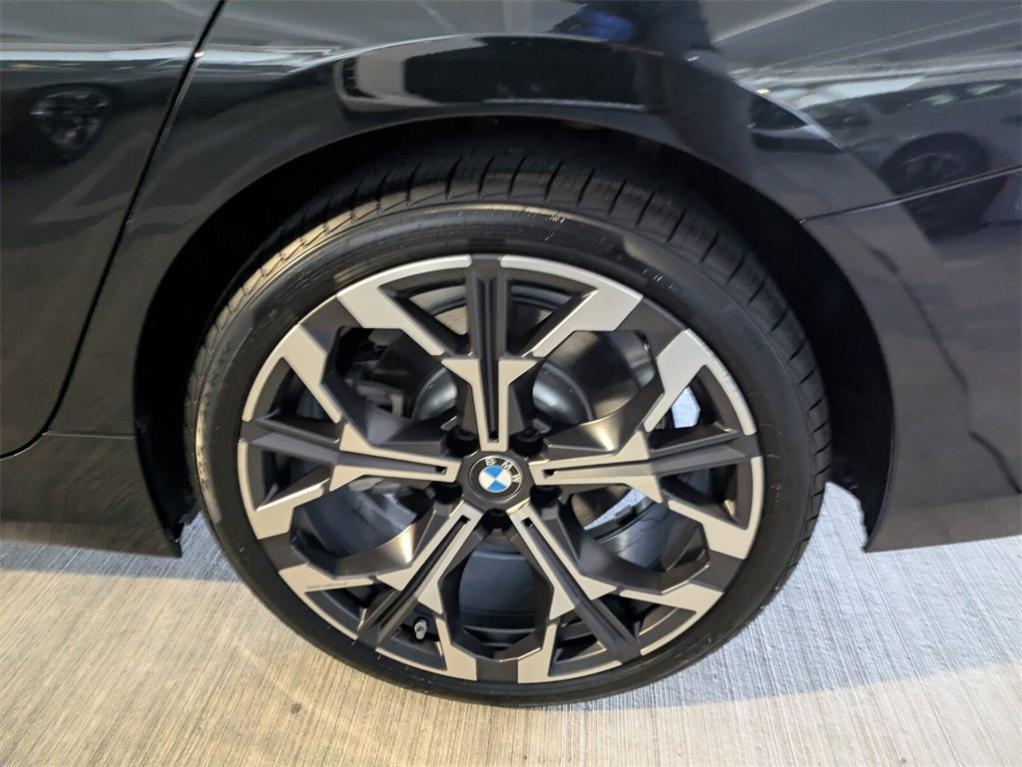 new 2025 BMW 330 car
