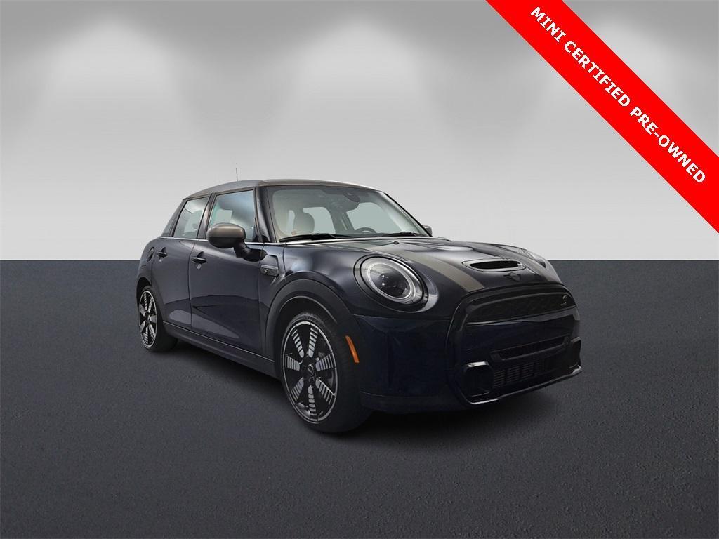 used 2022 MINI Hardtop car, priced at $27,400