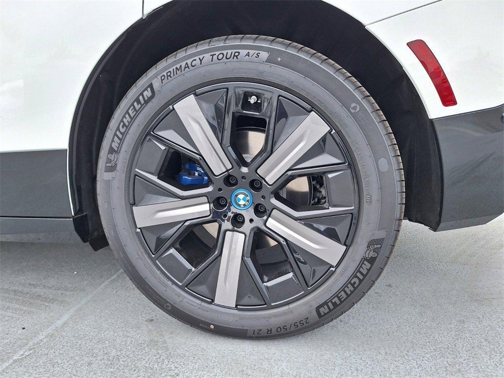 new 2025 BMW iX car
