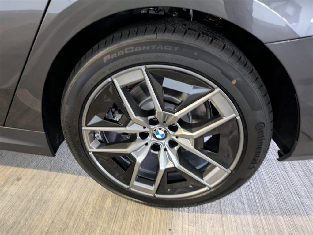 new 2026 BMW 530 car