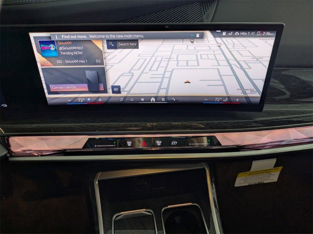 new 2025 BMW 750e car