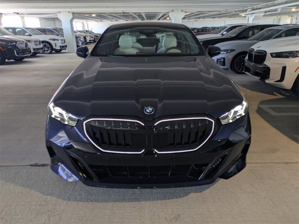 new 2026 BMW 550e car