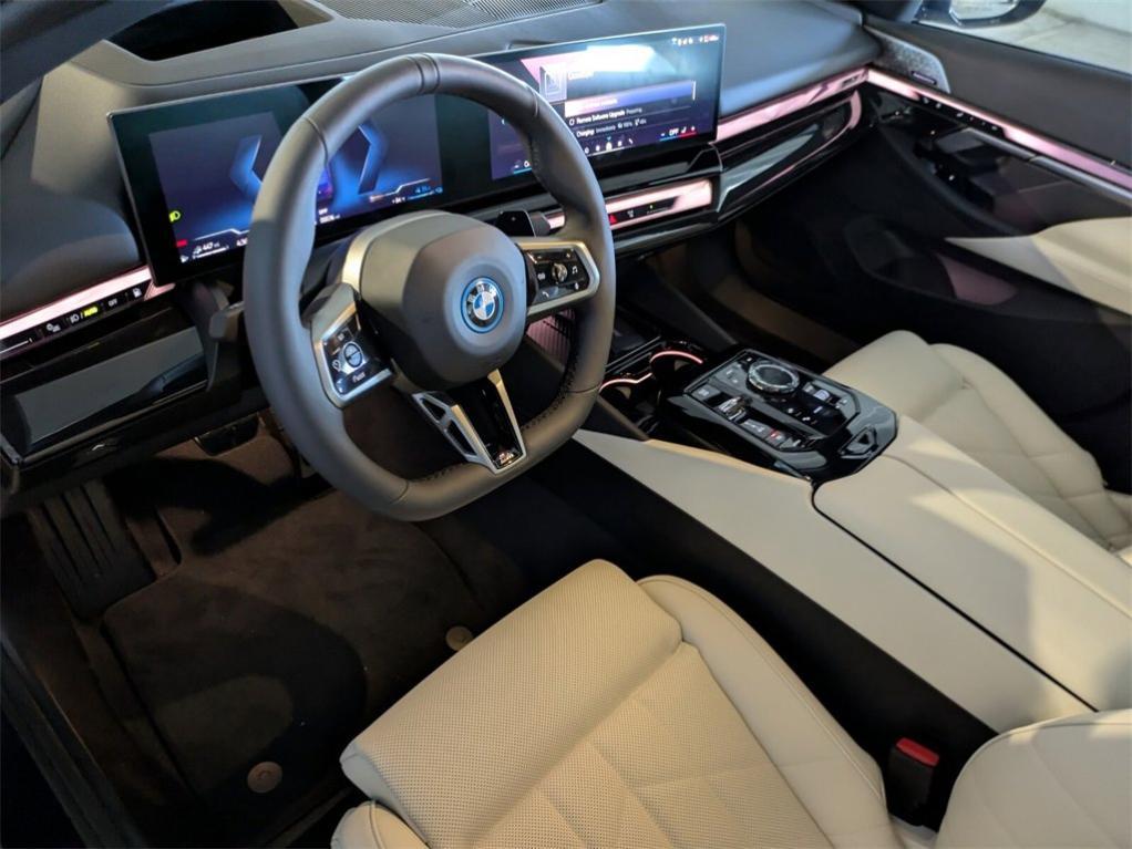 new 2026 BMW 550e car