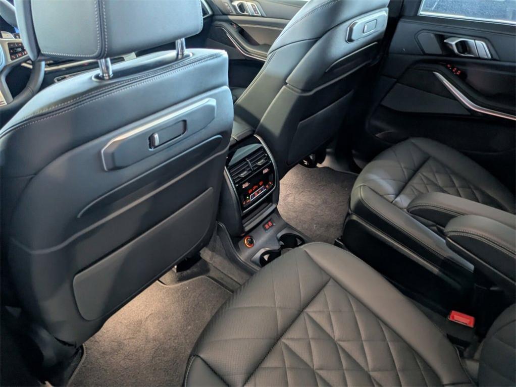 new 2026 BMW X7 car