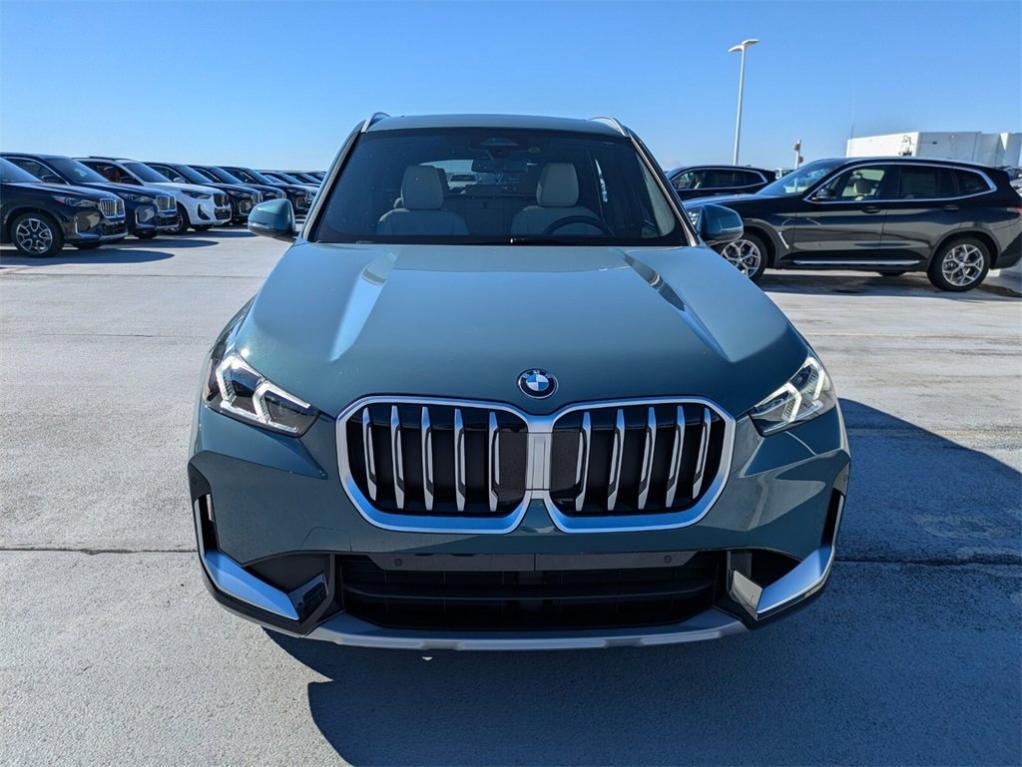 new 2025 BMW X1 car