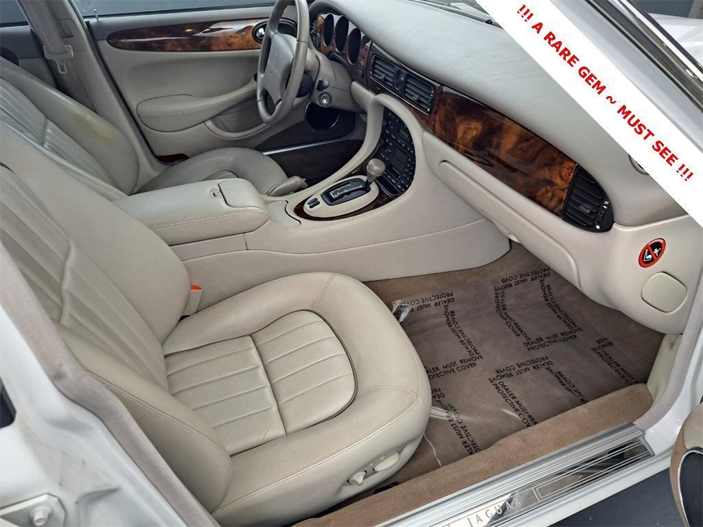 used 2001 Jaguar XJ8 car, priced at $11,995