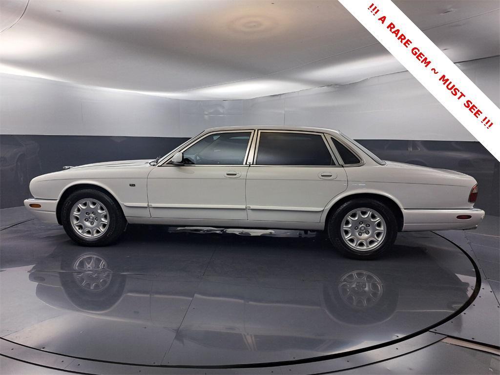 used 2001 Jaguar XJ8 car, priced at $11,995